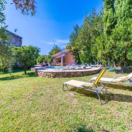 Charming Finca, 500m From