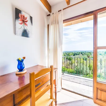 Charming Finca, 500m From