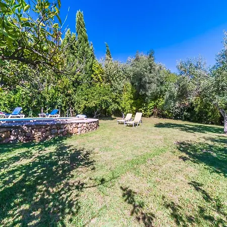 Charming Finca, 500m From *